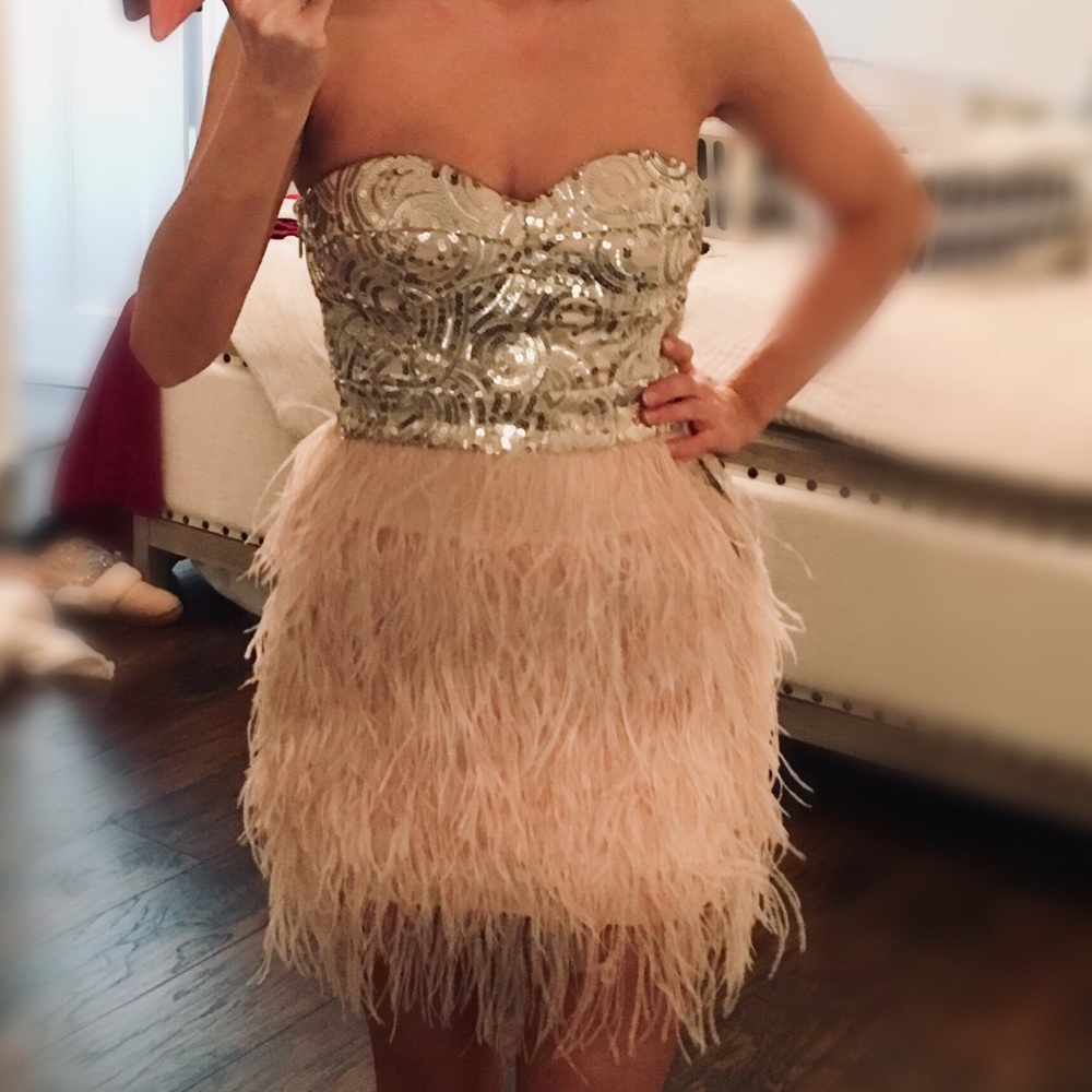 NWT Bebe Blush Feather Sequin Mini Dress XS